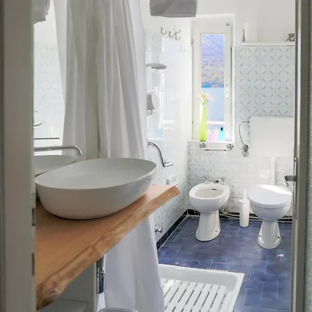 Апартаменты Lucio&pina House Дервио